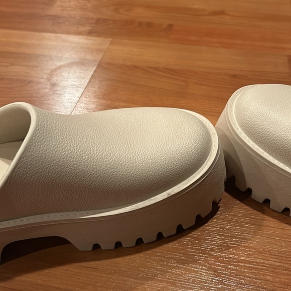 wild fable Clogs - Picture 4 of 6